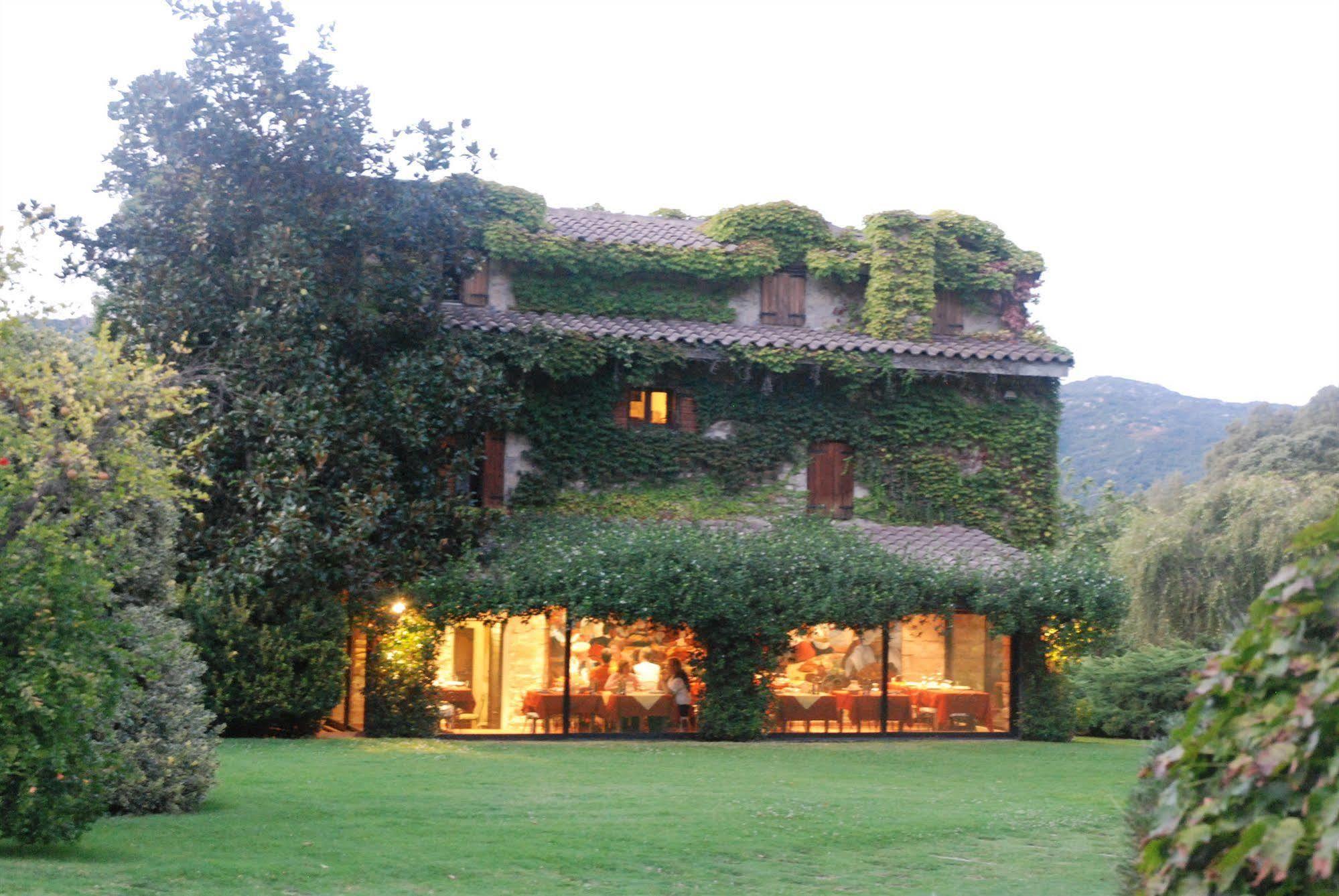L'Agnata Di De Andre Boutique Hotel 滕皮奥保萨尼亚 外观 照片